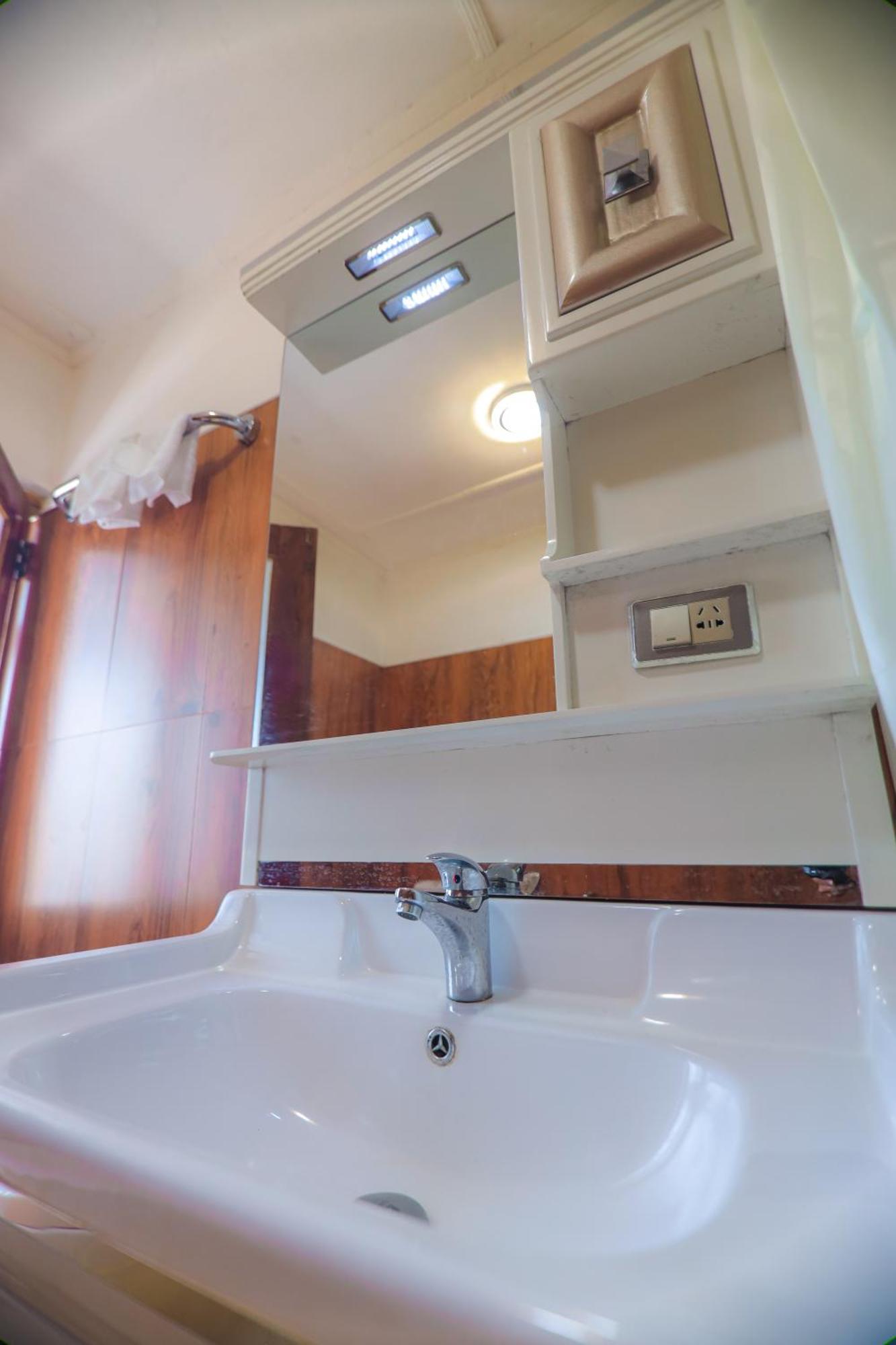 Cielo Residence Канди Экстерьер фото